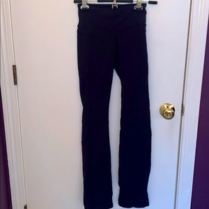navy blue yoga pants